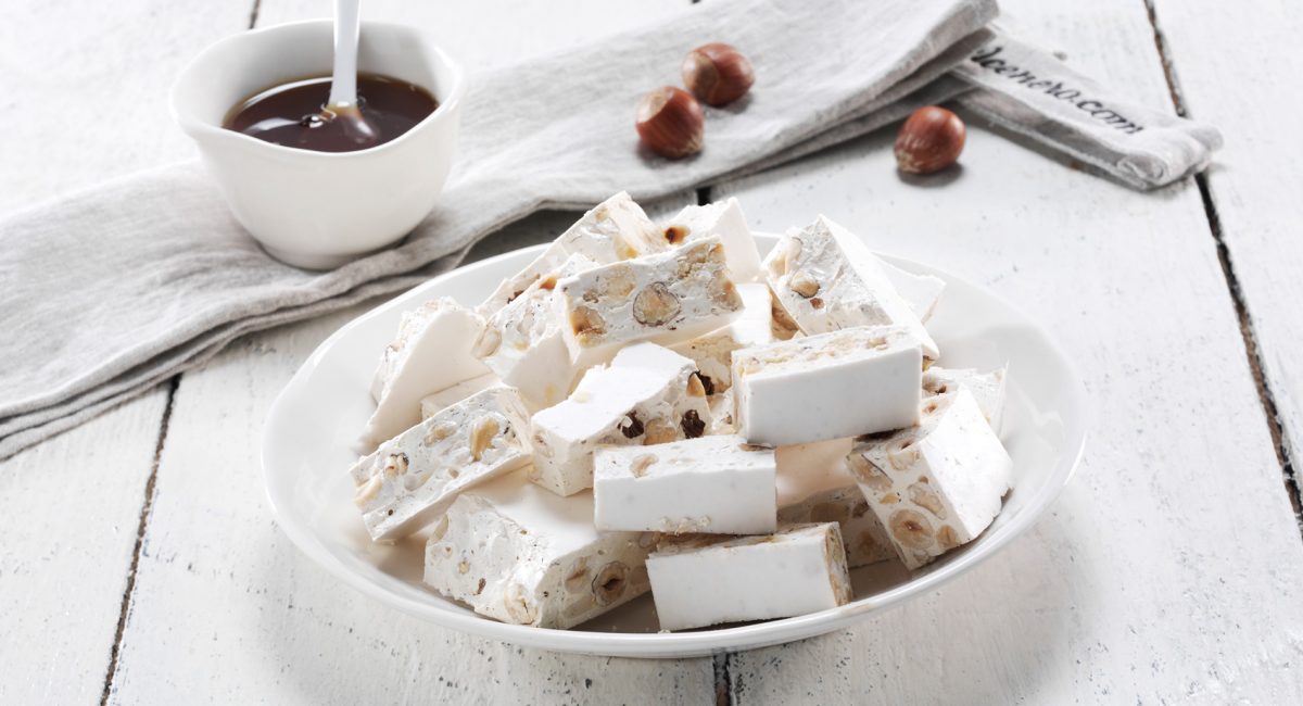 Soft nougat with forest honey