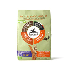 Load image into Gallery viewer, Organic sorghum and millet biscuits with chocolate chips - FR256
